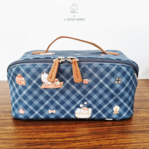 Littlebun X L.Porter Fabrics – Waterproof Make Up Bag Navy